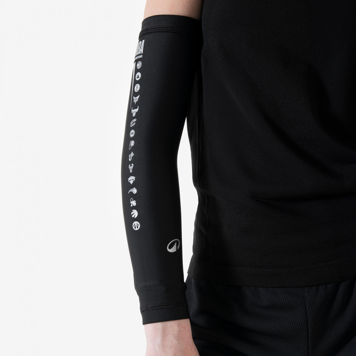 NBA SLV-900 sleeve JR black