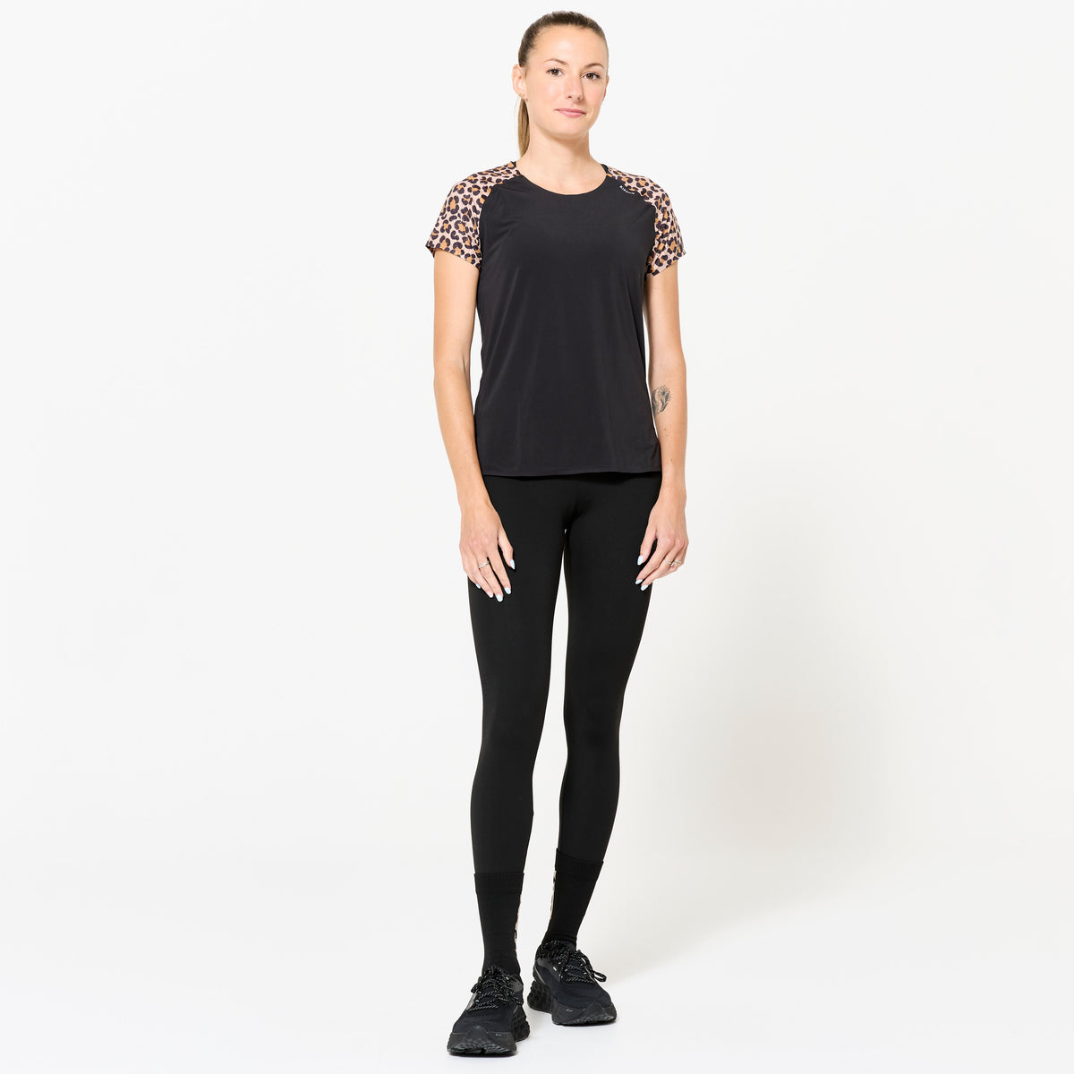TIGHT KIPRUN SUPPORT W BLACK