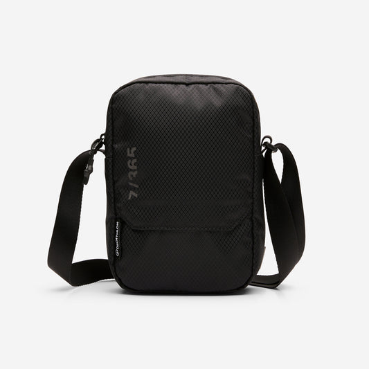 small pouch COMMUTE 1.6L black