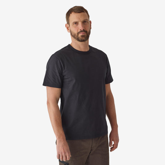 DURABLE T-SHIRT 500 BLACK WITH "RESISTANT GEAR" LOGO
