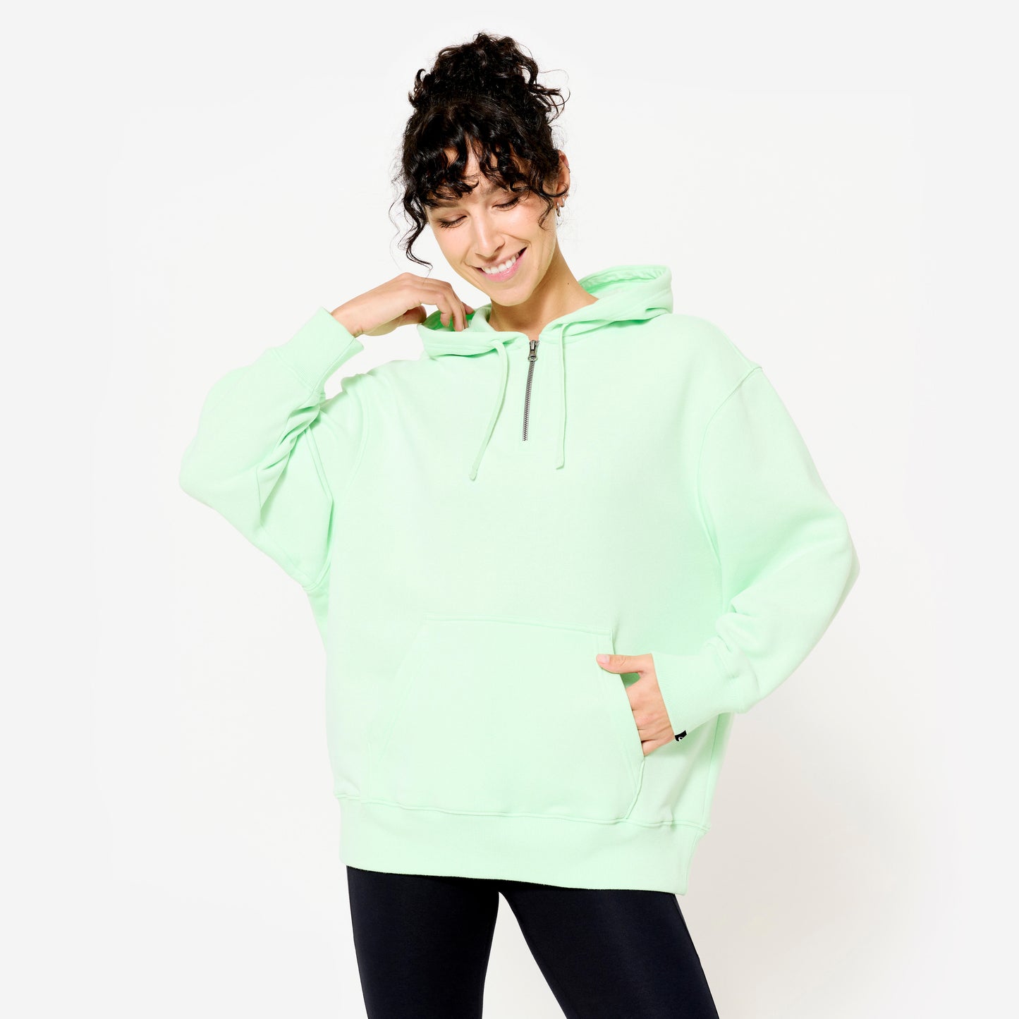 Women's oversized fitness hoodie - 520 light green