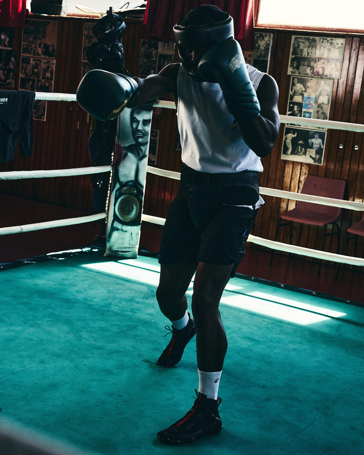 NEW BOXING SHOES 500