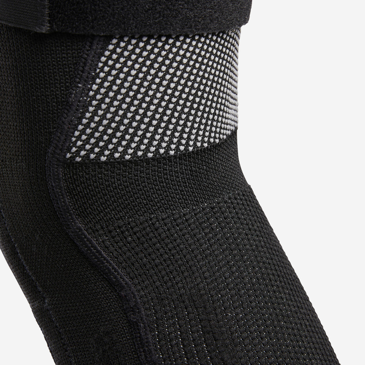 Knee 520