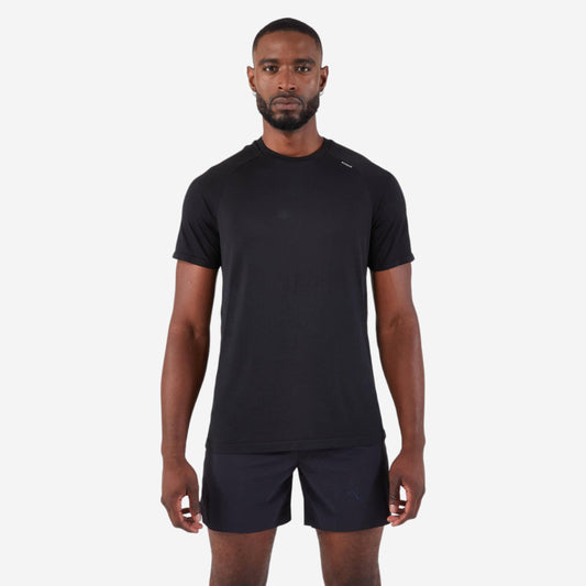 Men's seamless running t-shirt - Kiprun Run 500 comfort black